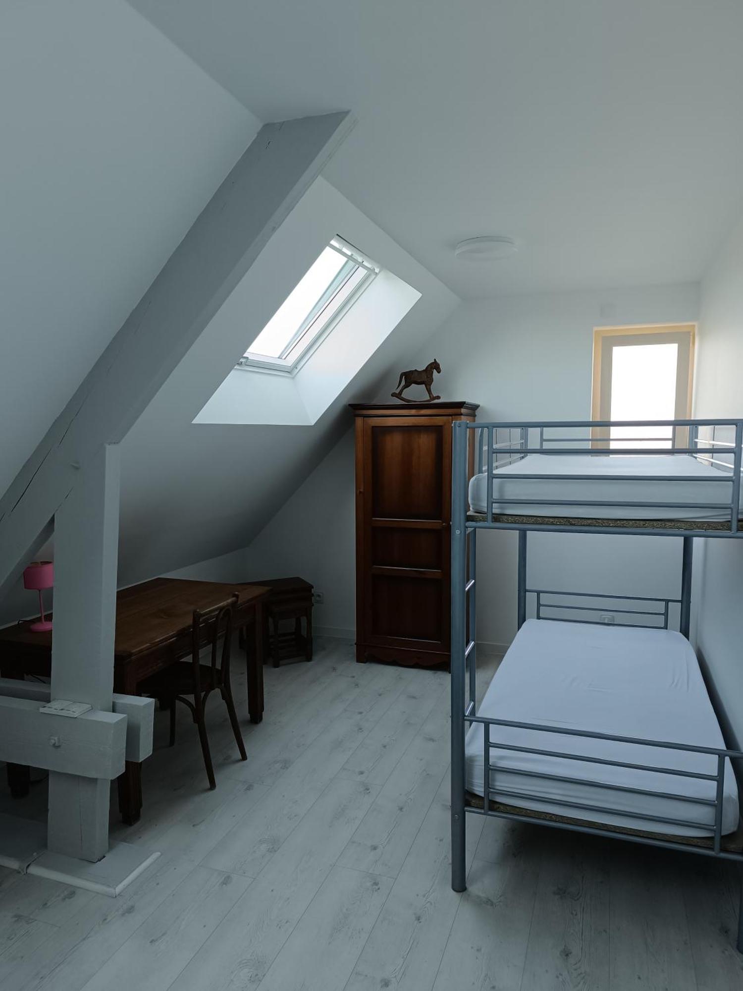 Grande Maison De Plain Pied Avec Jardin Arbore. Champignelles Εξωτερικό φωτογραφία